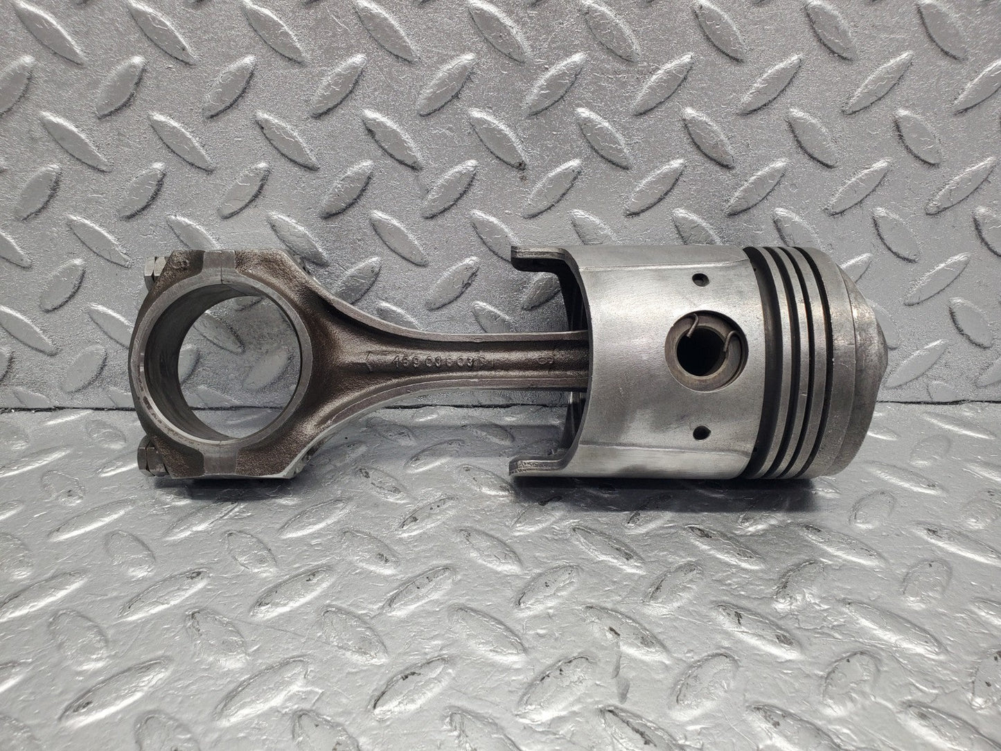 W112 piston and connecting rod used OEM
