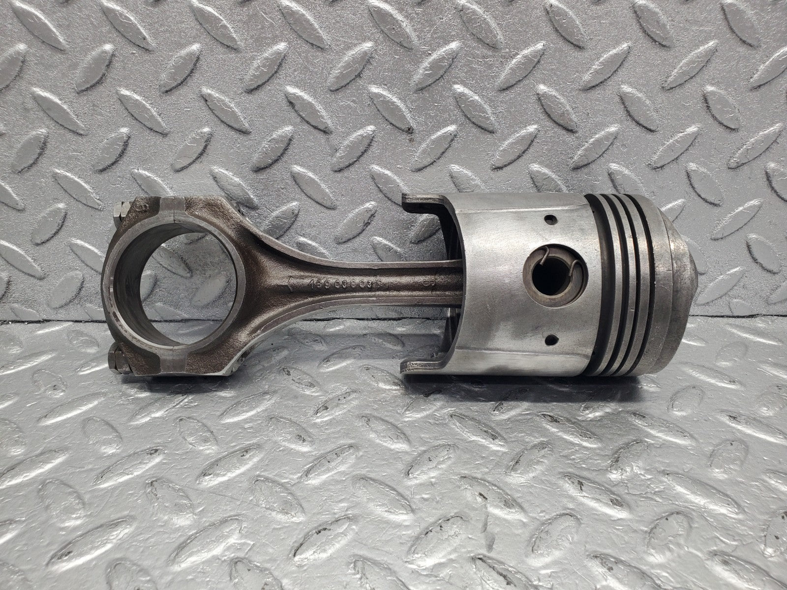 W112 piston and connecting rod used OEM