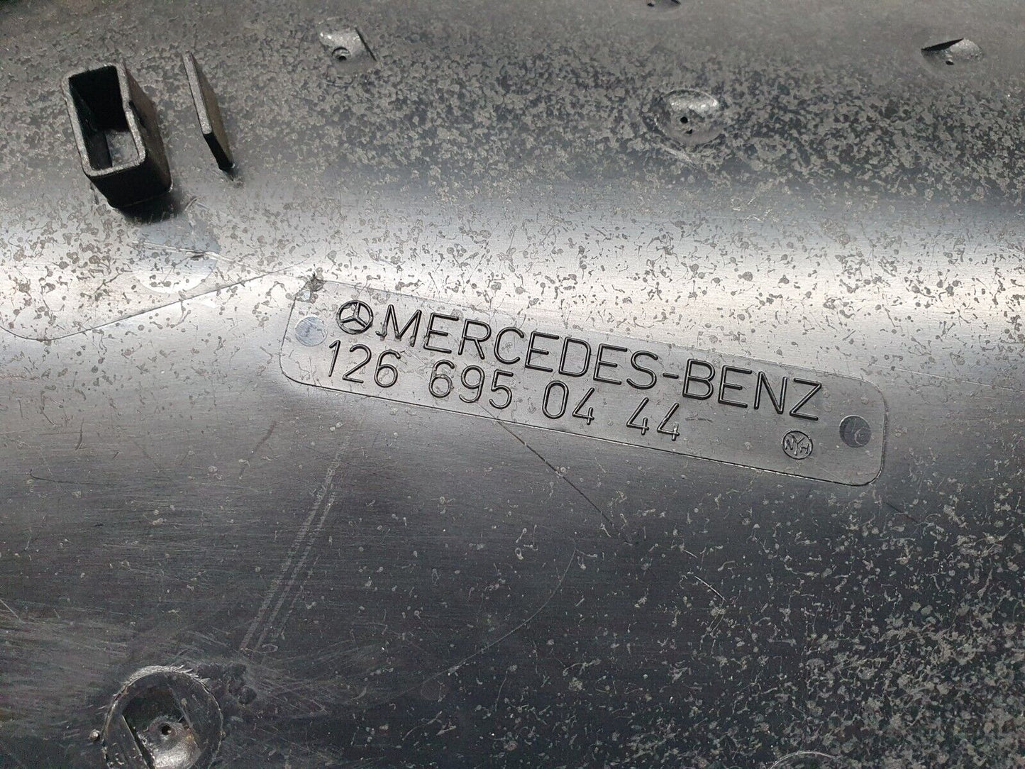 40999 Mercedes-Benz W126 300SE C Pillar Cover Right Side Beige 1266950444