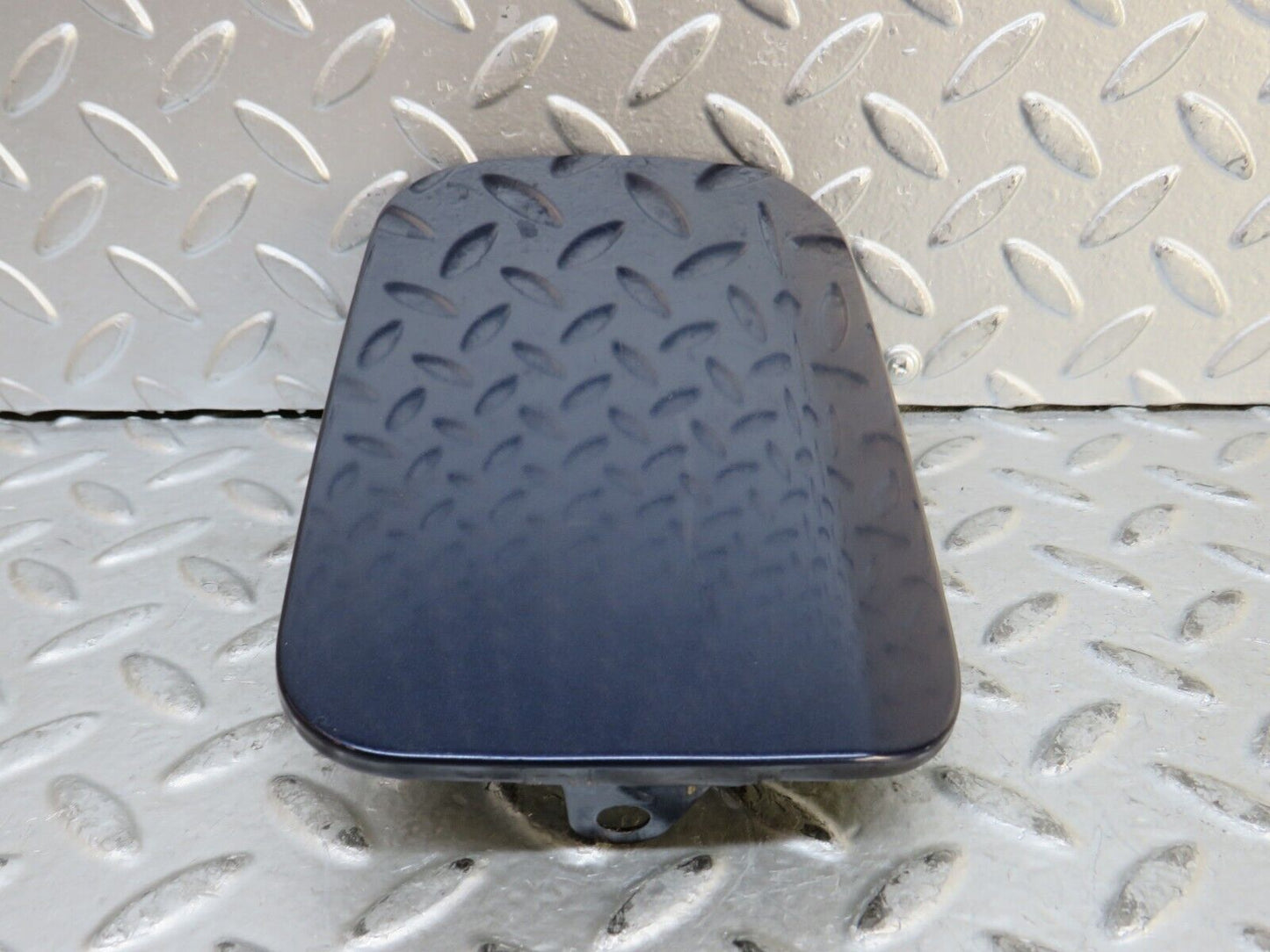 29099 Mercedes-Benz C124 320CE Coupe Fuel Tank Flap Cap 1245844539