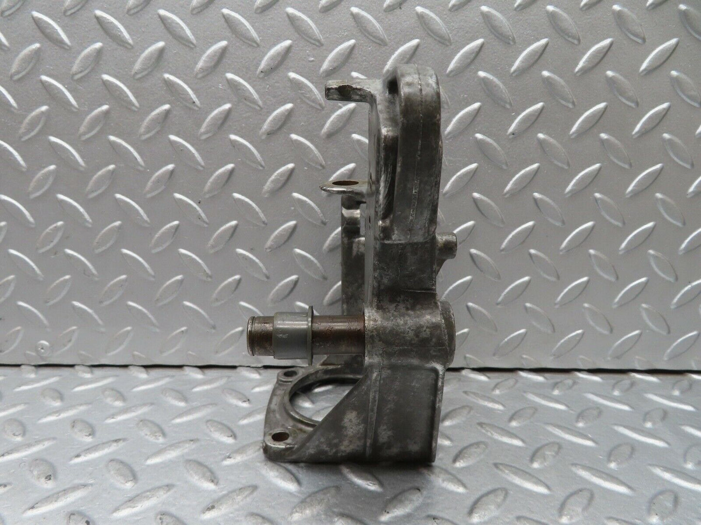 16898 Mercedes-Benz C123 280CE Coupe Brake Pedal Bracket 1232900219