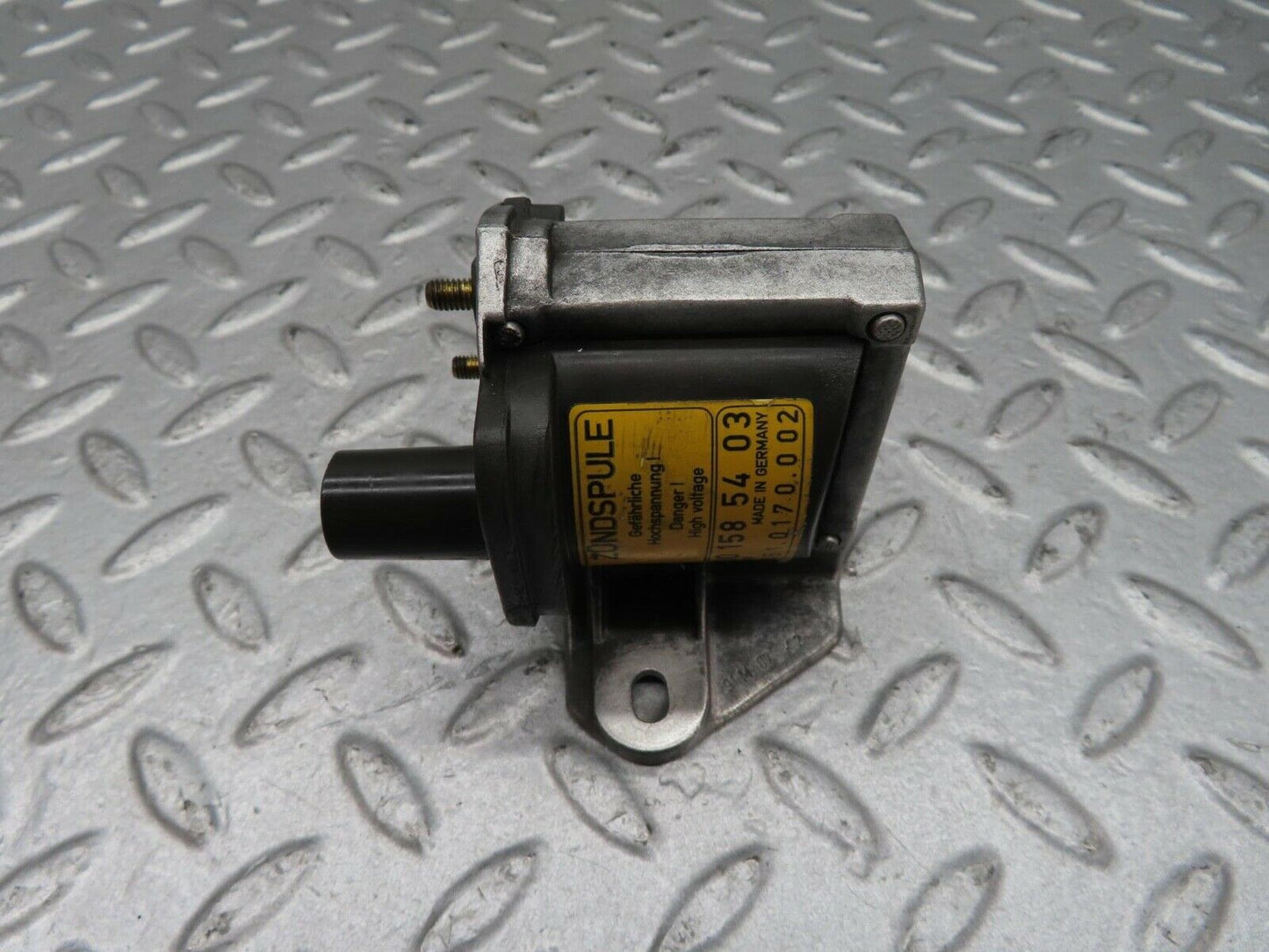 14552 Mercedes-Benz W201 190E Ignition Coil 0001585403