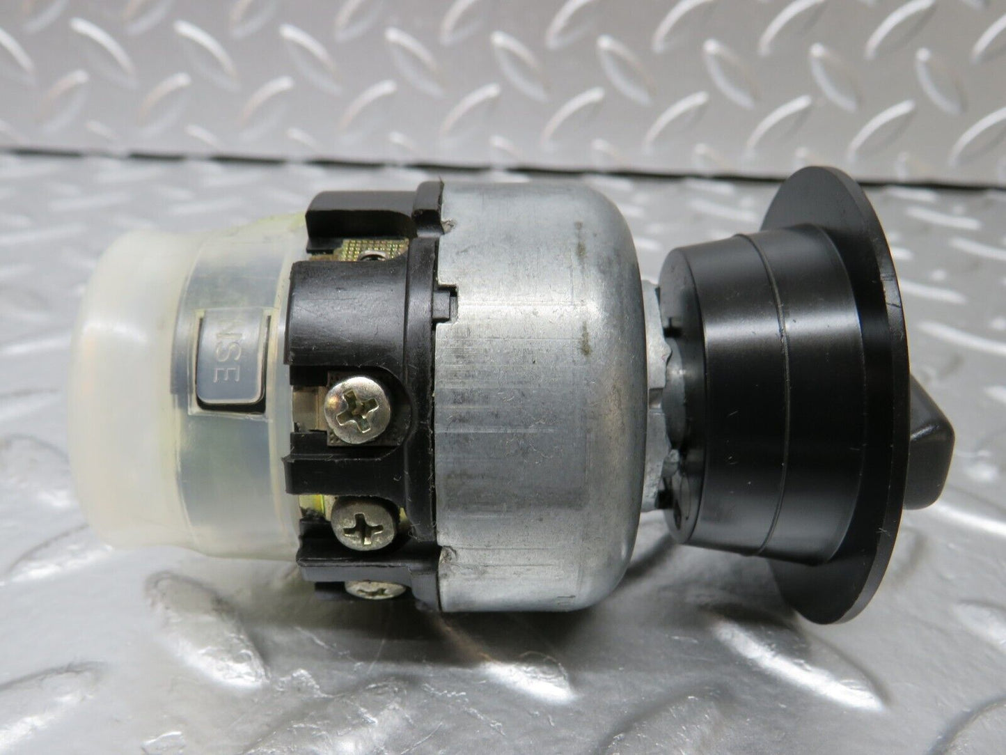 25587 Mercedes-Benz W123 200 Headlight Switch