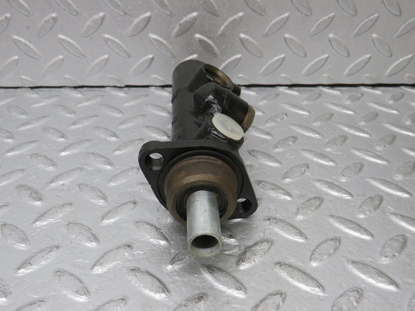 38219 Mercedes-Benz W110 W111 Brake Master Cylinder ATE New 03.2123-0609.3
