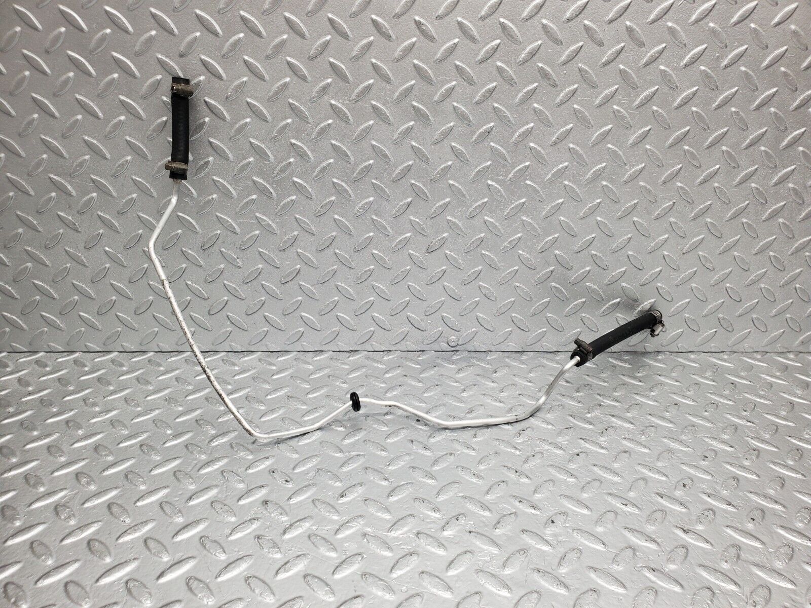 43693096