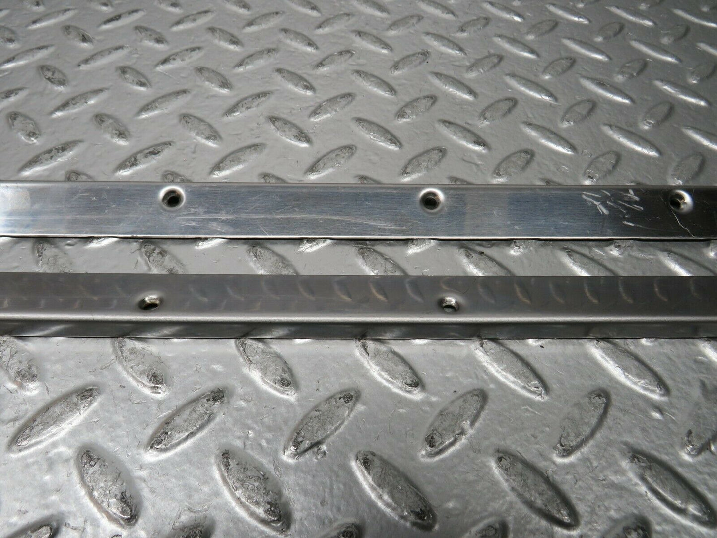 23219 Mercedes-Benz W116 350SE Sunroof Chrome Trim Set