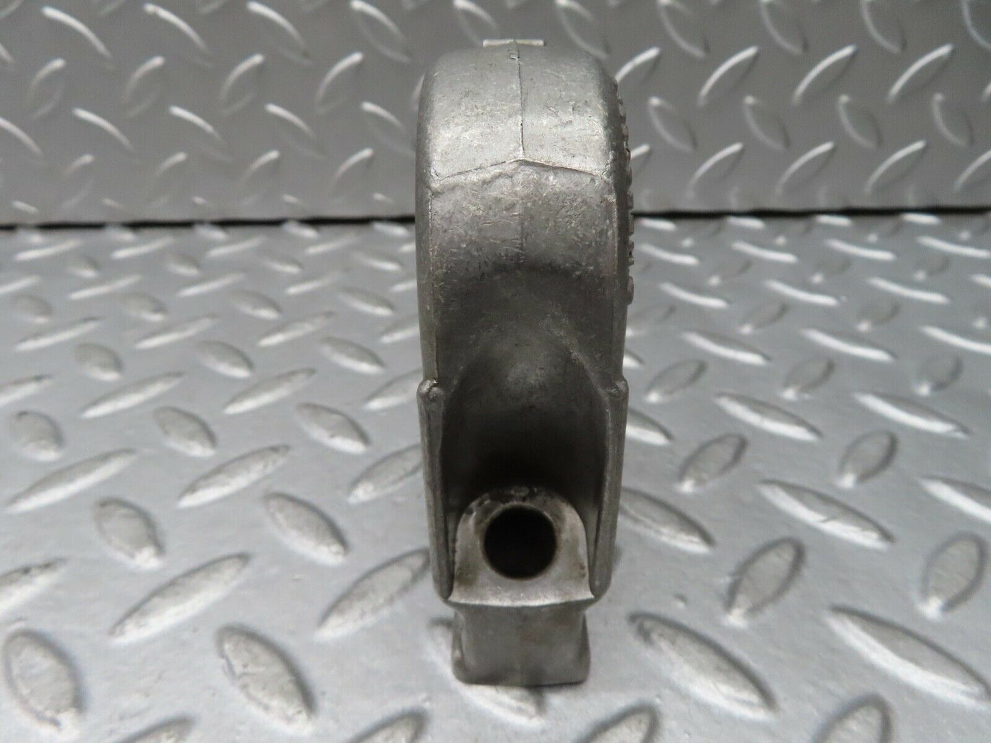 17728 Mercedes-Benz W116 450SEL Camshaft Tower Bearing 1160514312