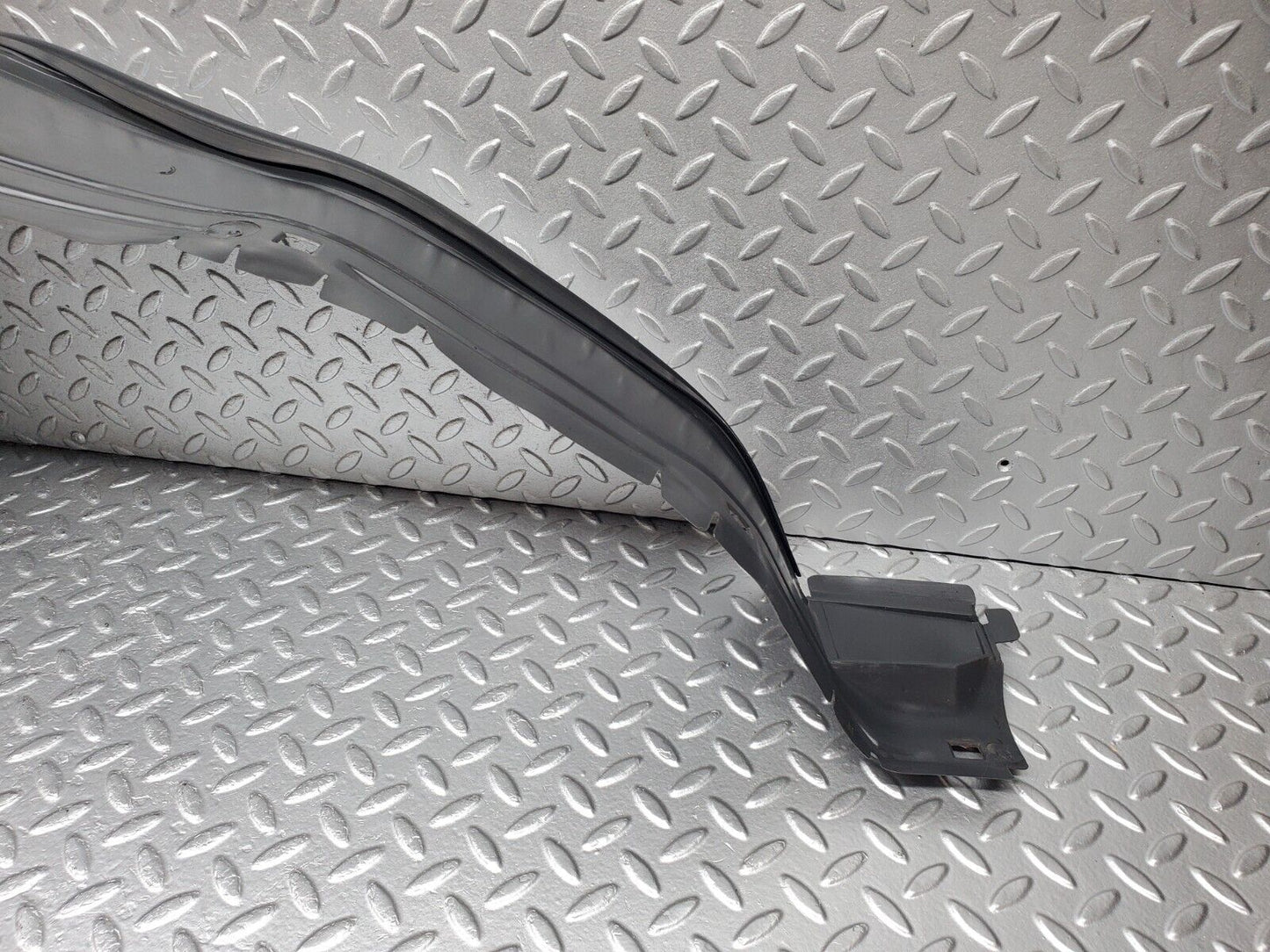 44877 Mercedes-Benz W124 220E Front Left Inner Fender Splash Guard 1248840735