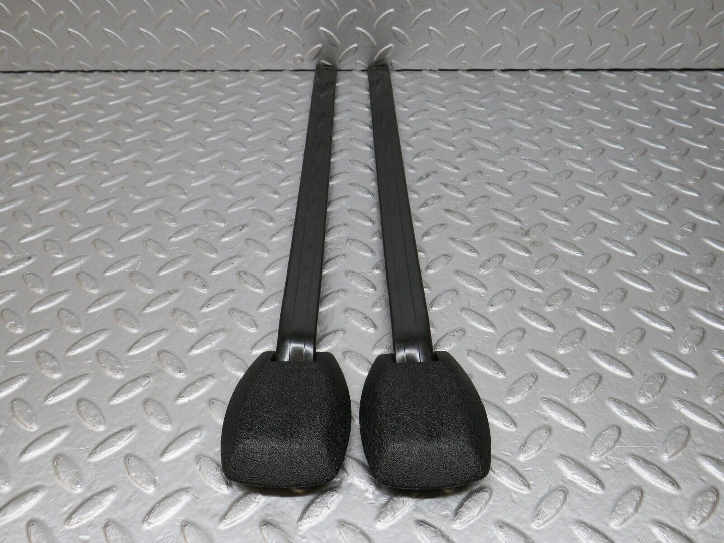 33767 Mercedes-Benz W201 190E 2.0L Seat Belt Runner Pair 2019190920