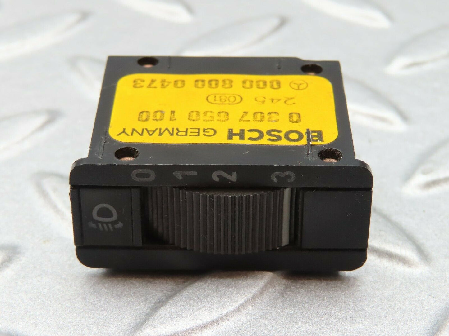 4445 Mercedes-Benz W123 230E Headlight Level Switch 0008000473