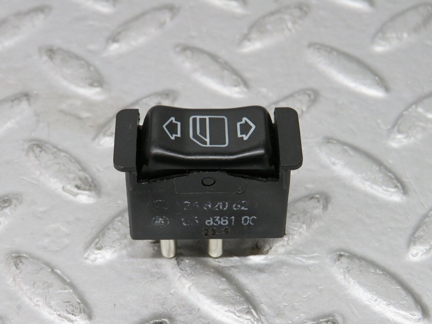 36716 Mercedes-Benz W201 190E Electric Window Switch Left Side 1268206210