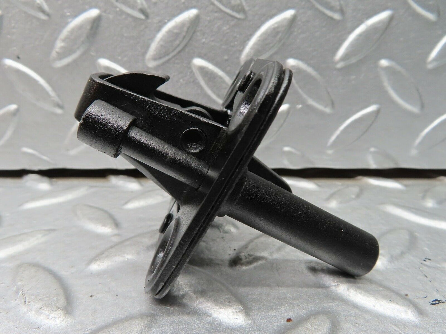 21633 Mercedes-Benz W123 230E Bonnet Lock Latch