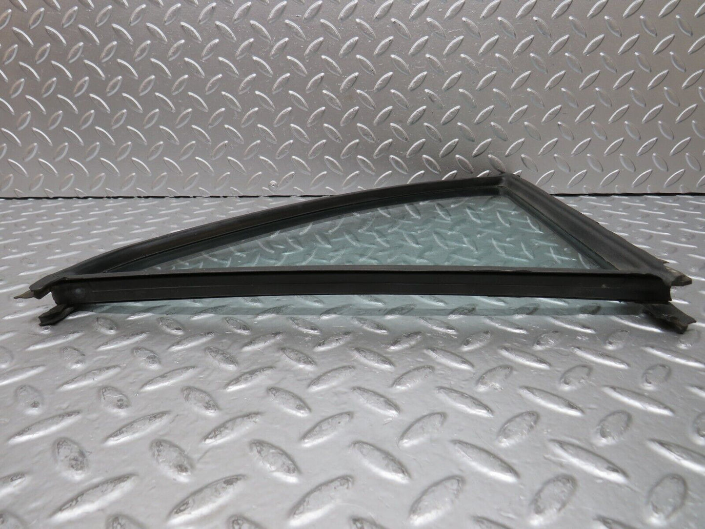 27890 Mercedes-Benz W123 280E Rear Left Quarter Window Glass