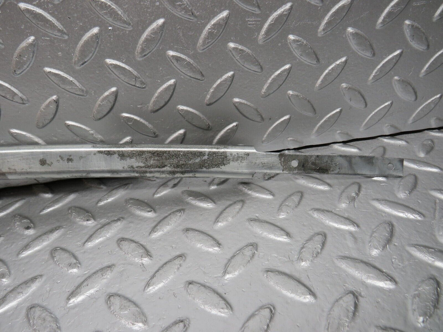 0701 Mercedes-Benz C107 350SLC Coupe Door Window Channel Front Right