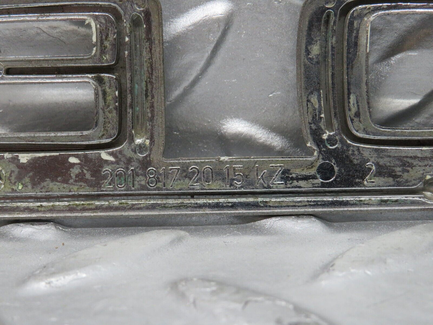 31815 Mercedes-Benz W201 190LE 1.8L 190E Trunk Badge Emblem 2018172015