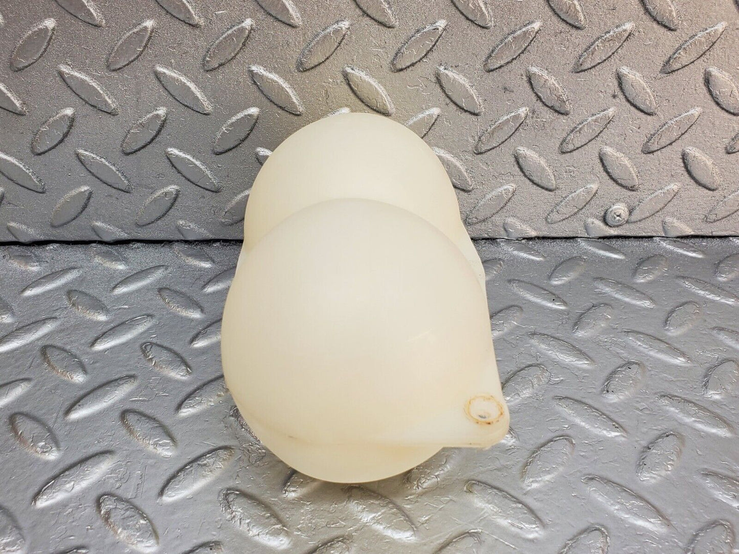 44675 Mercedes-Benz W124 220E Vacuum Reservoir Tank