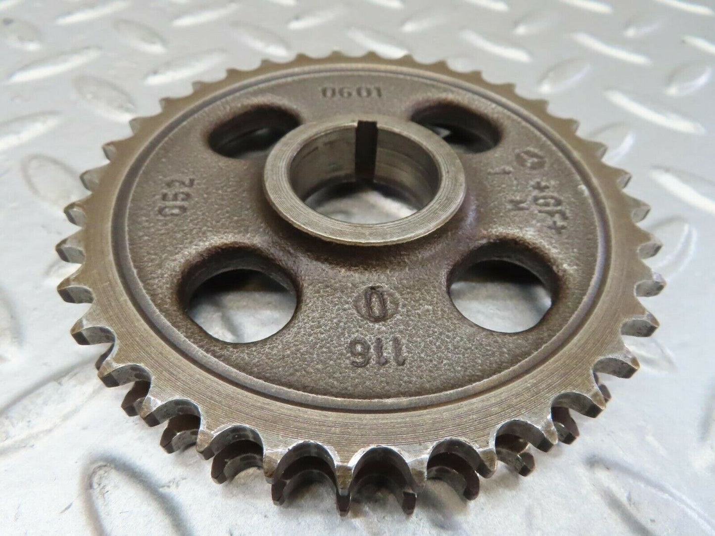 15669 Mercedes-Benz R107 450SL Coupe Camshaft Timing Gear 1160520601