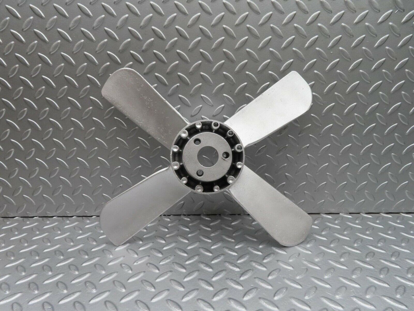 12693 Mercedes-Benz W111 220SE Engine Cooling Fan 1802050806
