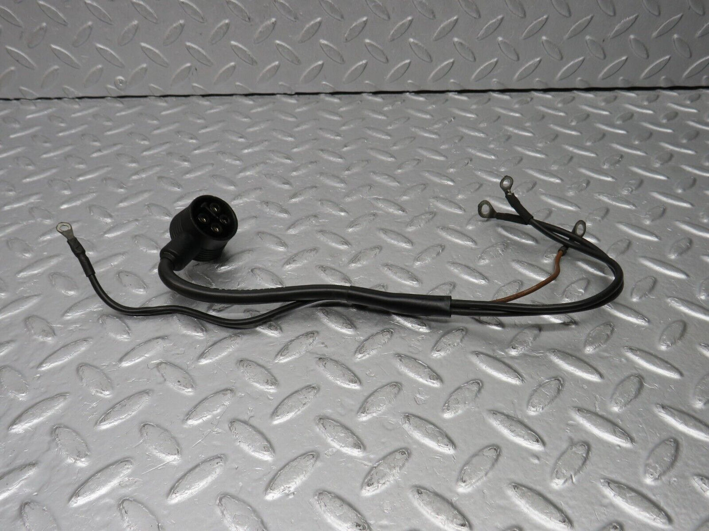 38870 Mercedes-Benz W201 190E Ignition Coil Cable Wire 2015408710