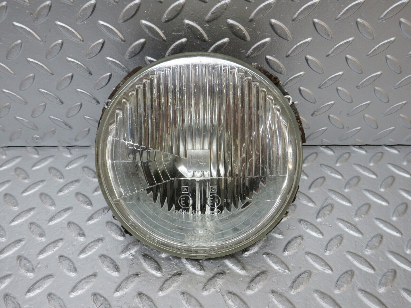 30020 Porsche 924 Headlight Hella 201116560