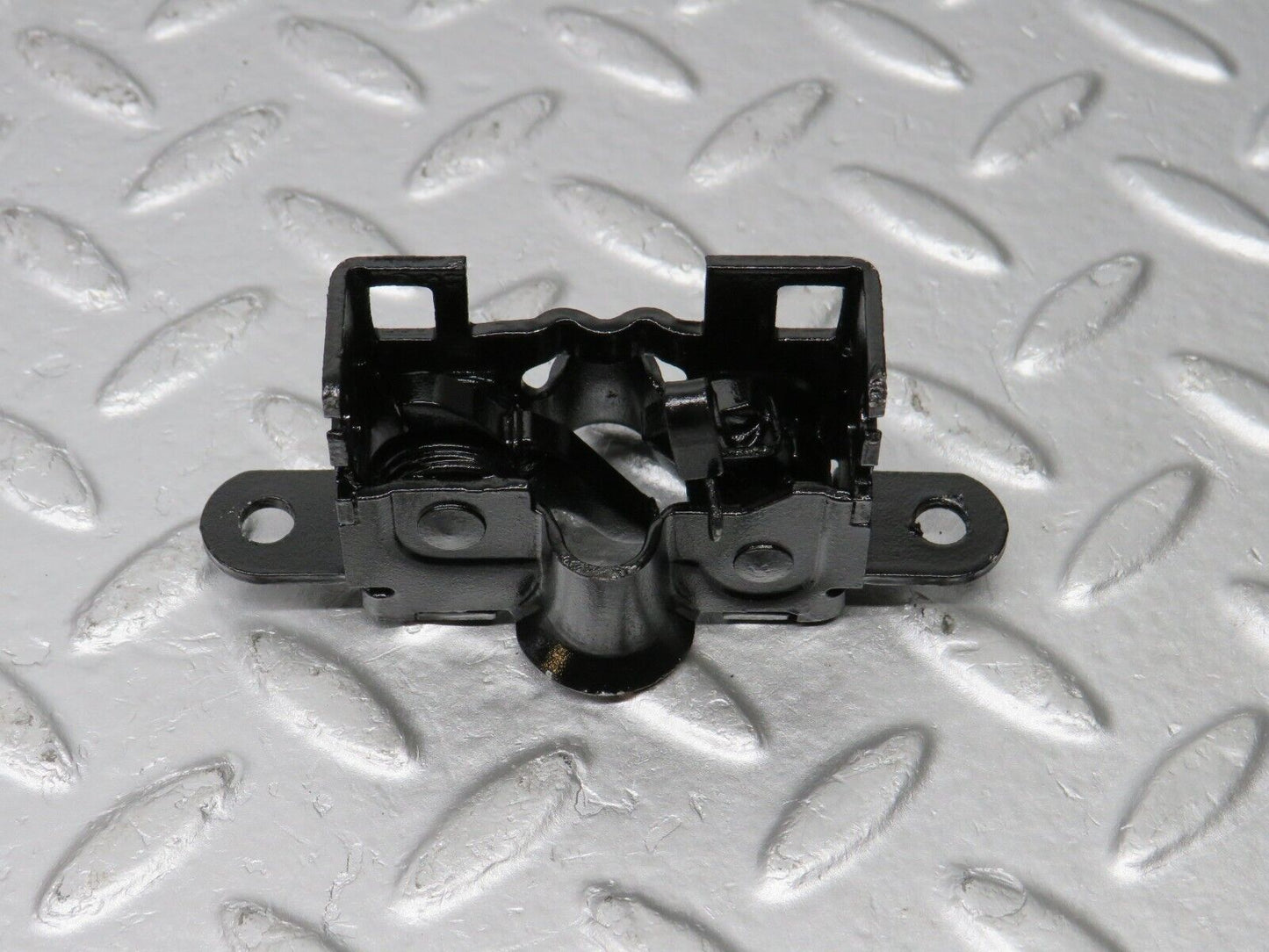 39595 Mercedes-Benz R129 320SL Coupe Bonnet Lock Latch