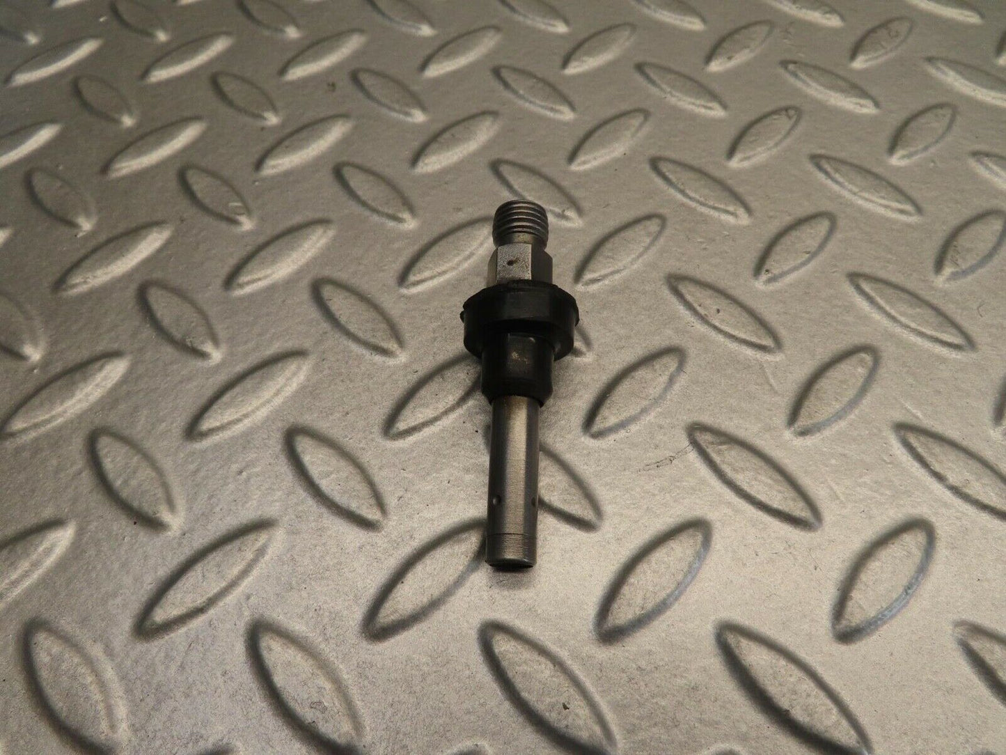 11732 Mercedes-Benz R107 450SL Fuel Injector Bosch