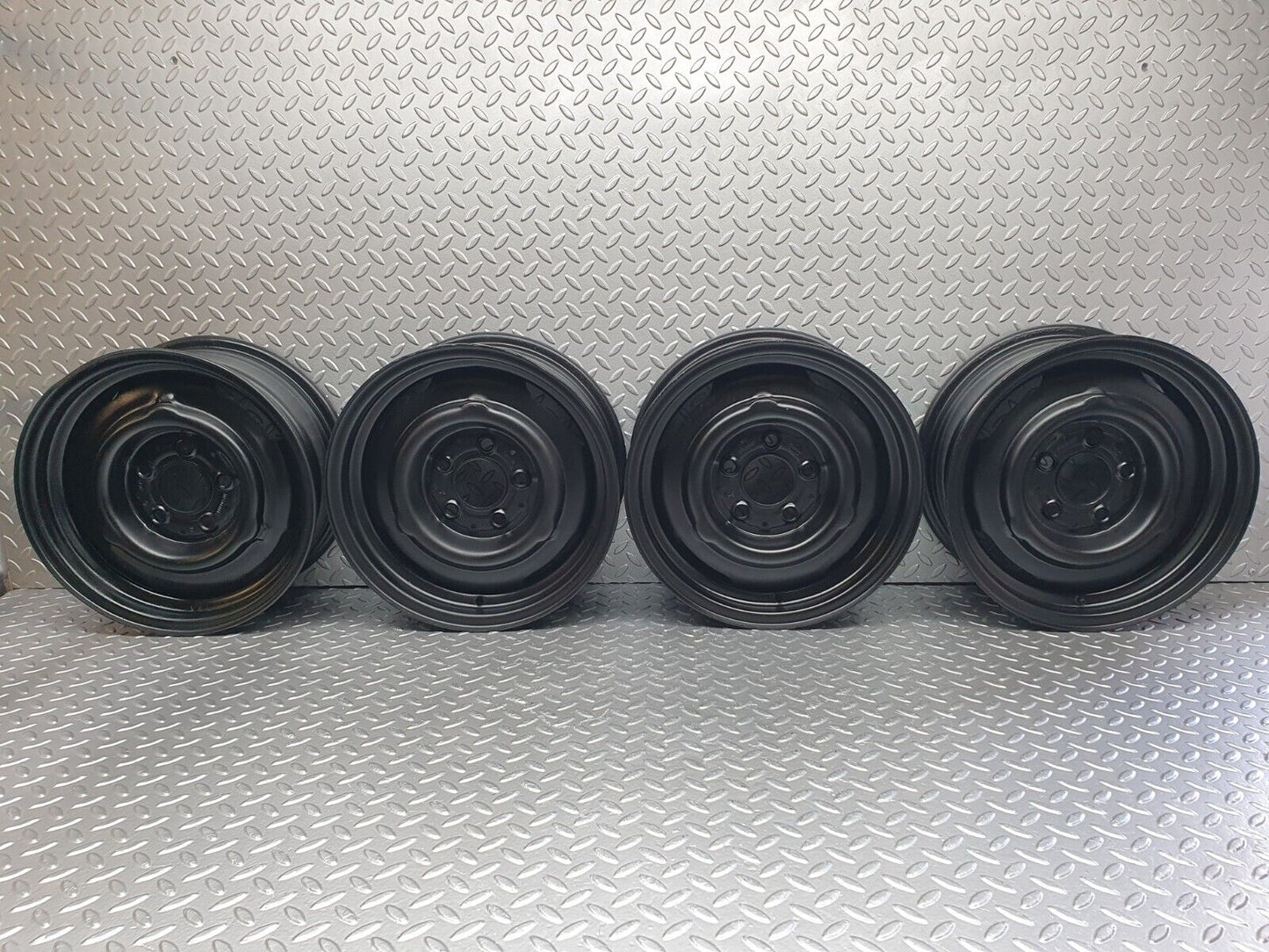 43427 Mercedes-Benz W108 280SE Steel Wheel Set 6Jx14H2 1084000002