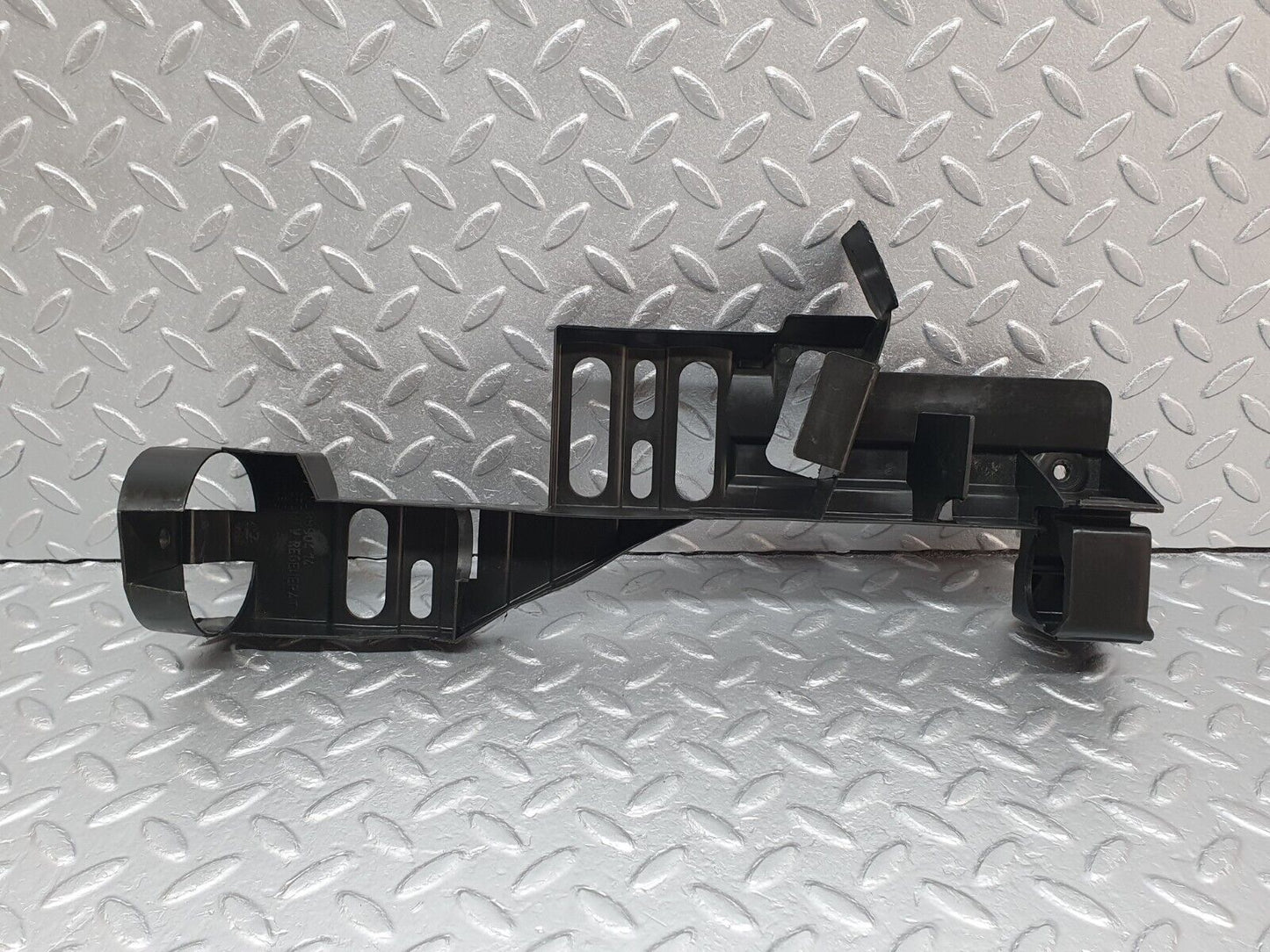 41737 Mercedes-Benz W202 C200 Car Jack Holder Cover 2028990414