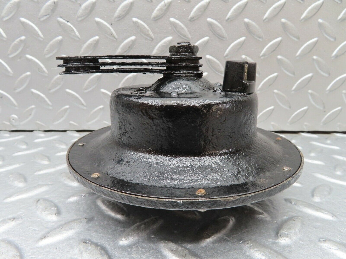 18316 Mercedes-Benz W111 220SE Coupe Horn Bosch HO/FSA 12/10