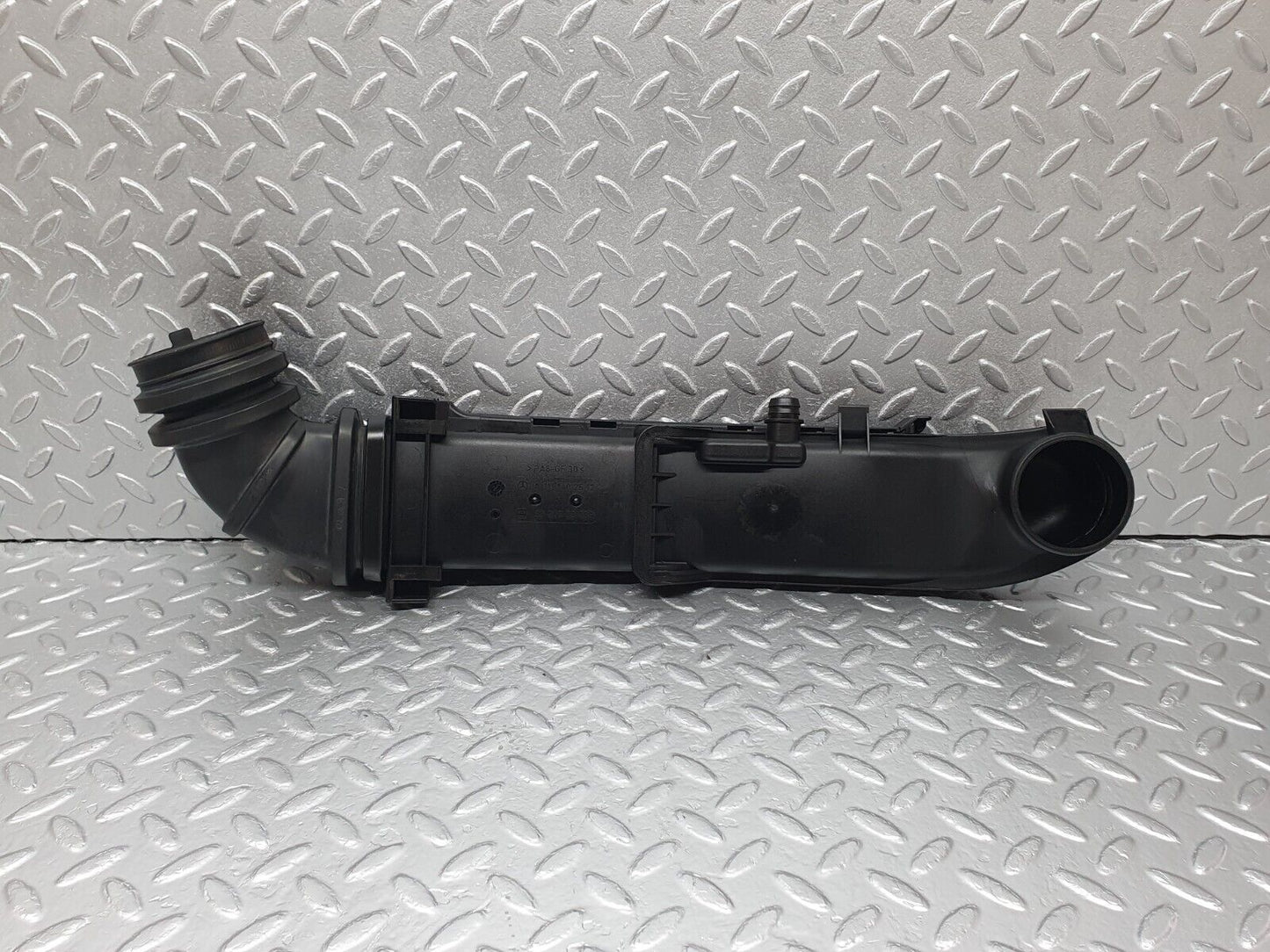 42115 Mercedes-Benz W202 C200 Air Intake Pipe 1111402512