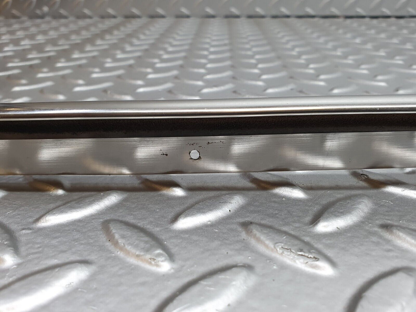 41261 Mercedes-Benz W126 300SE Roof Chrome Trim Right Side