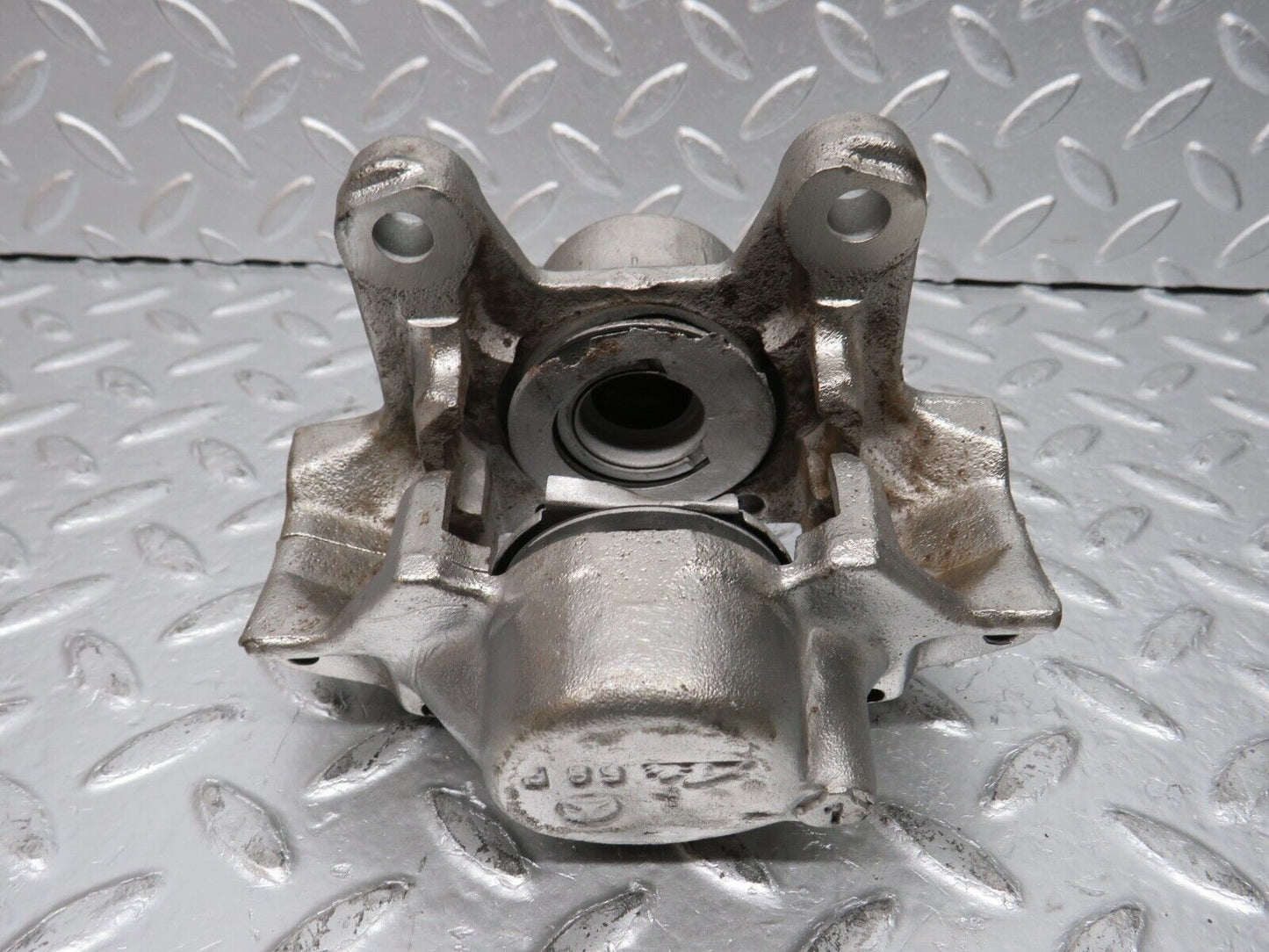 31508 Mercedes-Benz S124 220TE Wagon Rear Right Brake Caliper Ate 50P