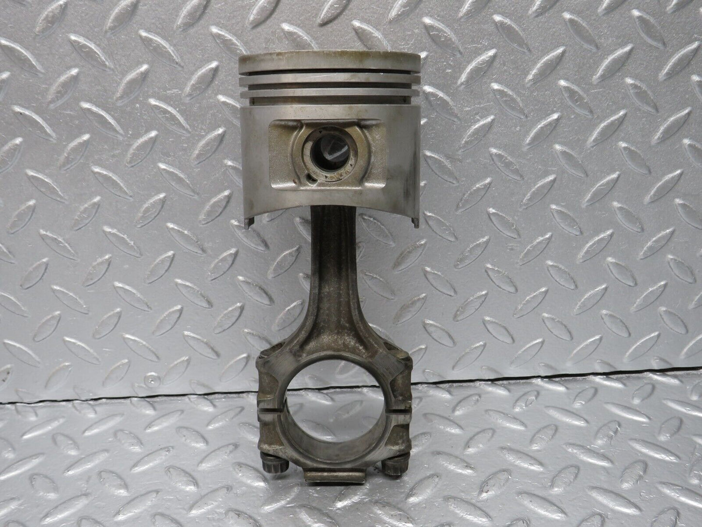 40029 Mercedes-Benz R107 350SL Piston With Connecting Rod 92.00mm