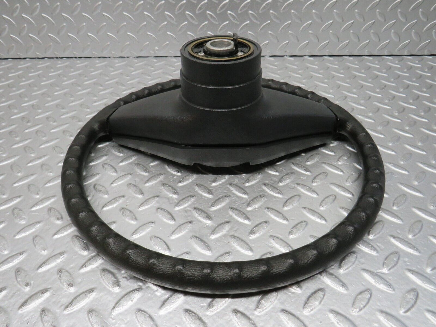 30038 Porsche 924 Steering Wheel 690578