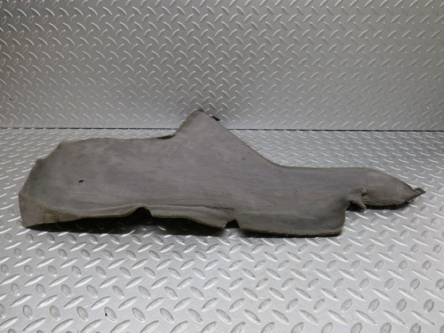 36233 Mercedes-Benz W126 420SE Centre Console Carpet Left Grey 1266831525