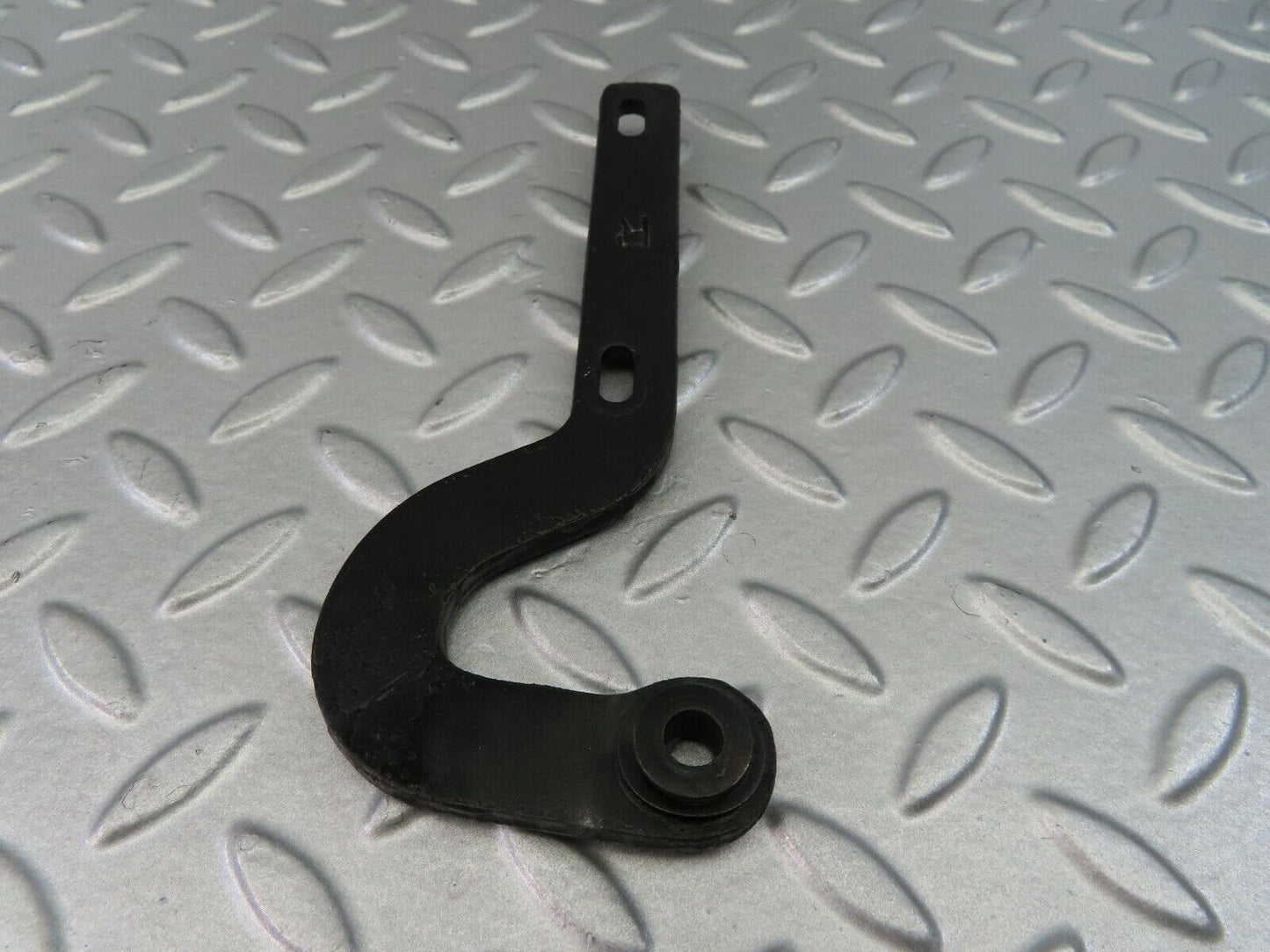 7249 Mercedes-Benz W116 450SE Bonnet Hinge Support Right