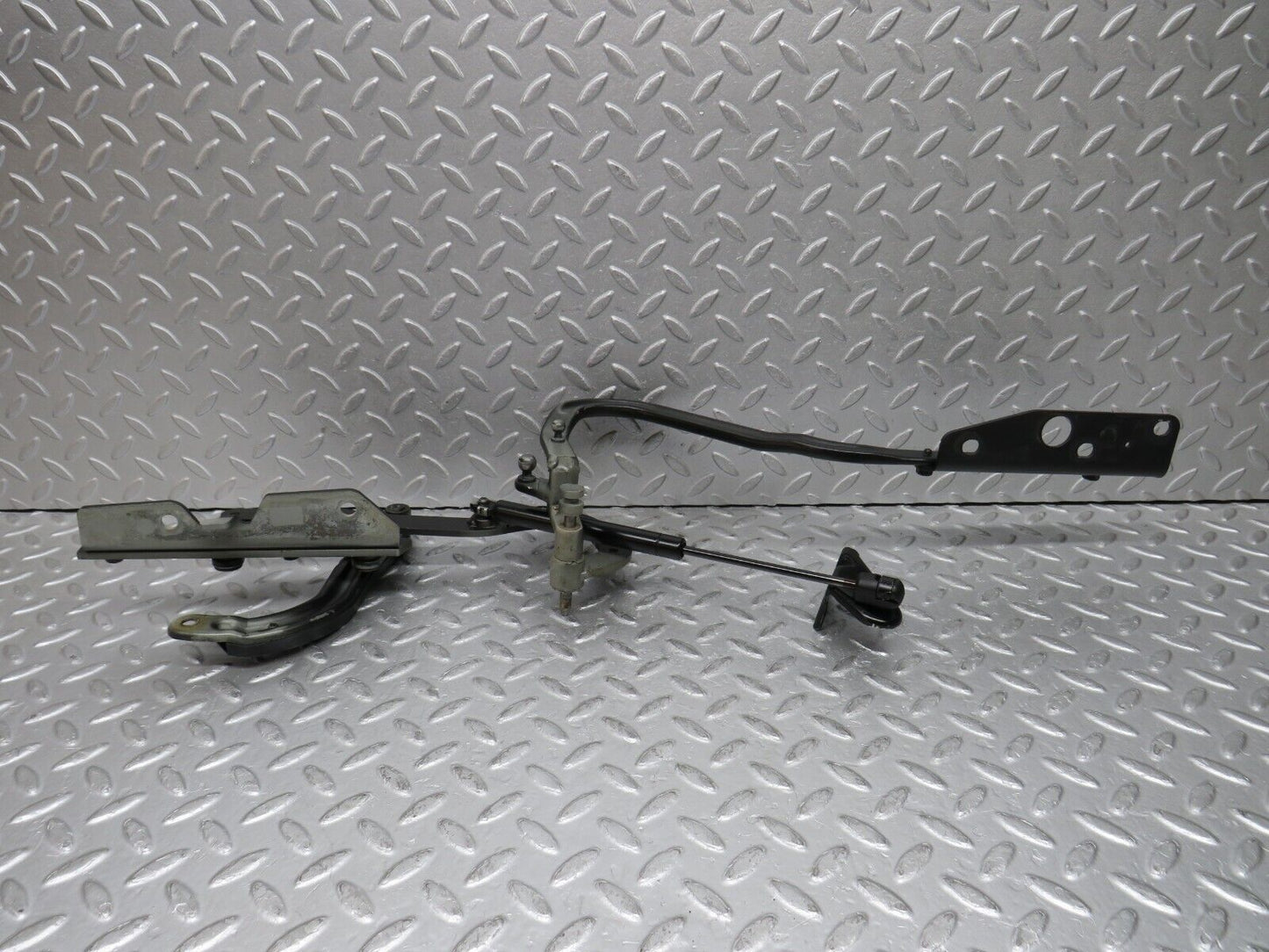 37853 Mercedes-Benz A124 320E Cabriolet Trunk Boot Soft Top Hinge Left Side