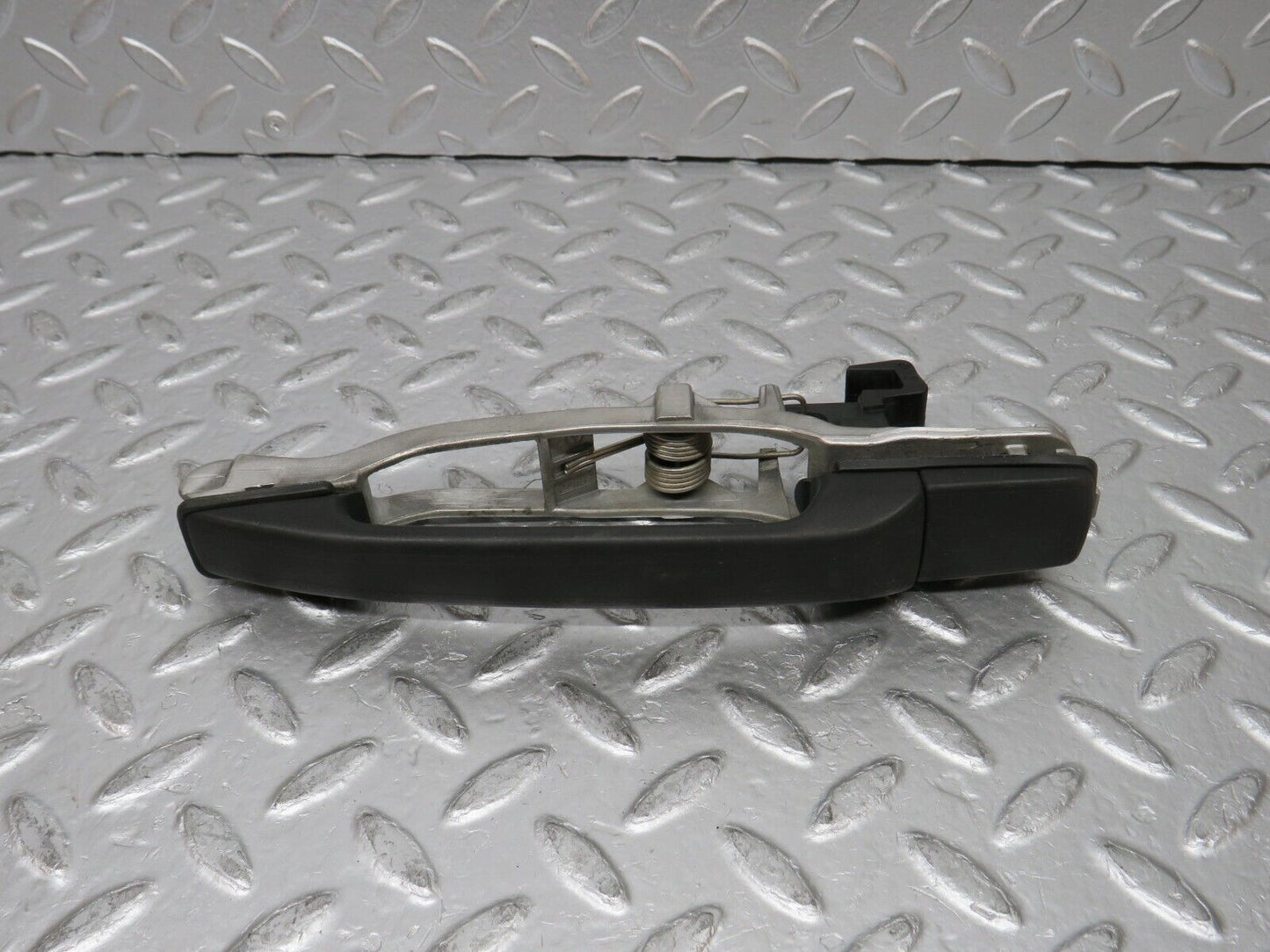 31713 Mercedes-Benz W201 190LE 1.8L Exterior Door Handle Rear Right