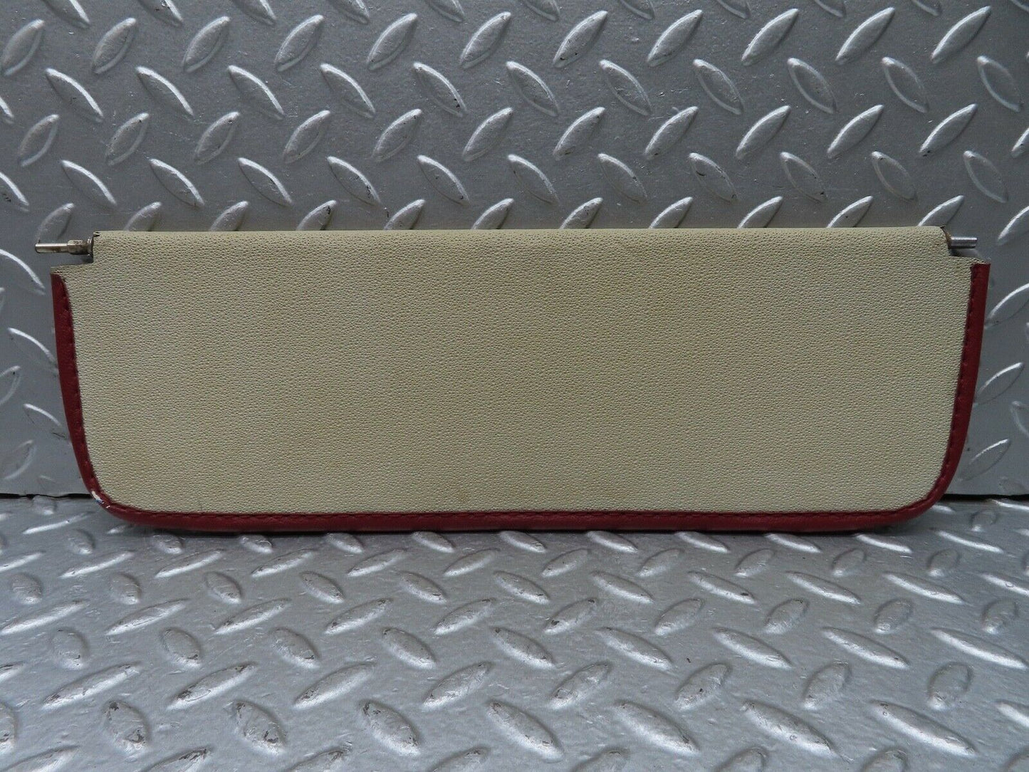 18615 Mercedes-Benz W120 W121 Ponton Sun Visor Cream