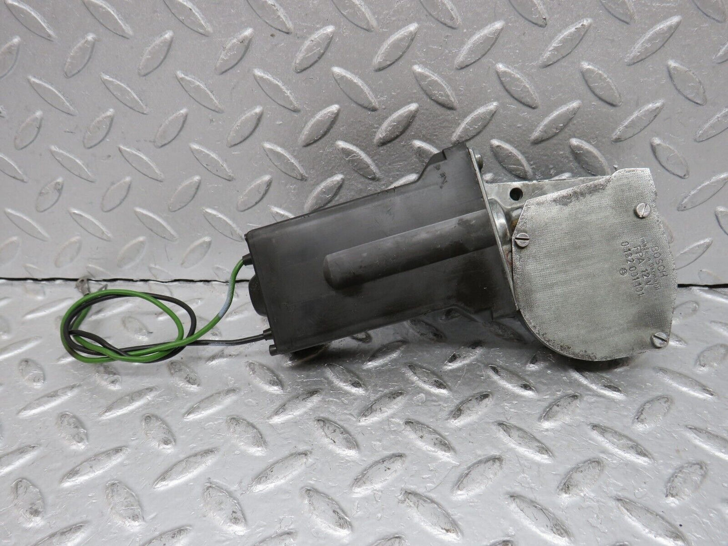 37420 Mercedes-Benz W109 300SEL Rear Left Window Regulator Motor Bosch 0132001101