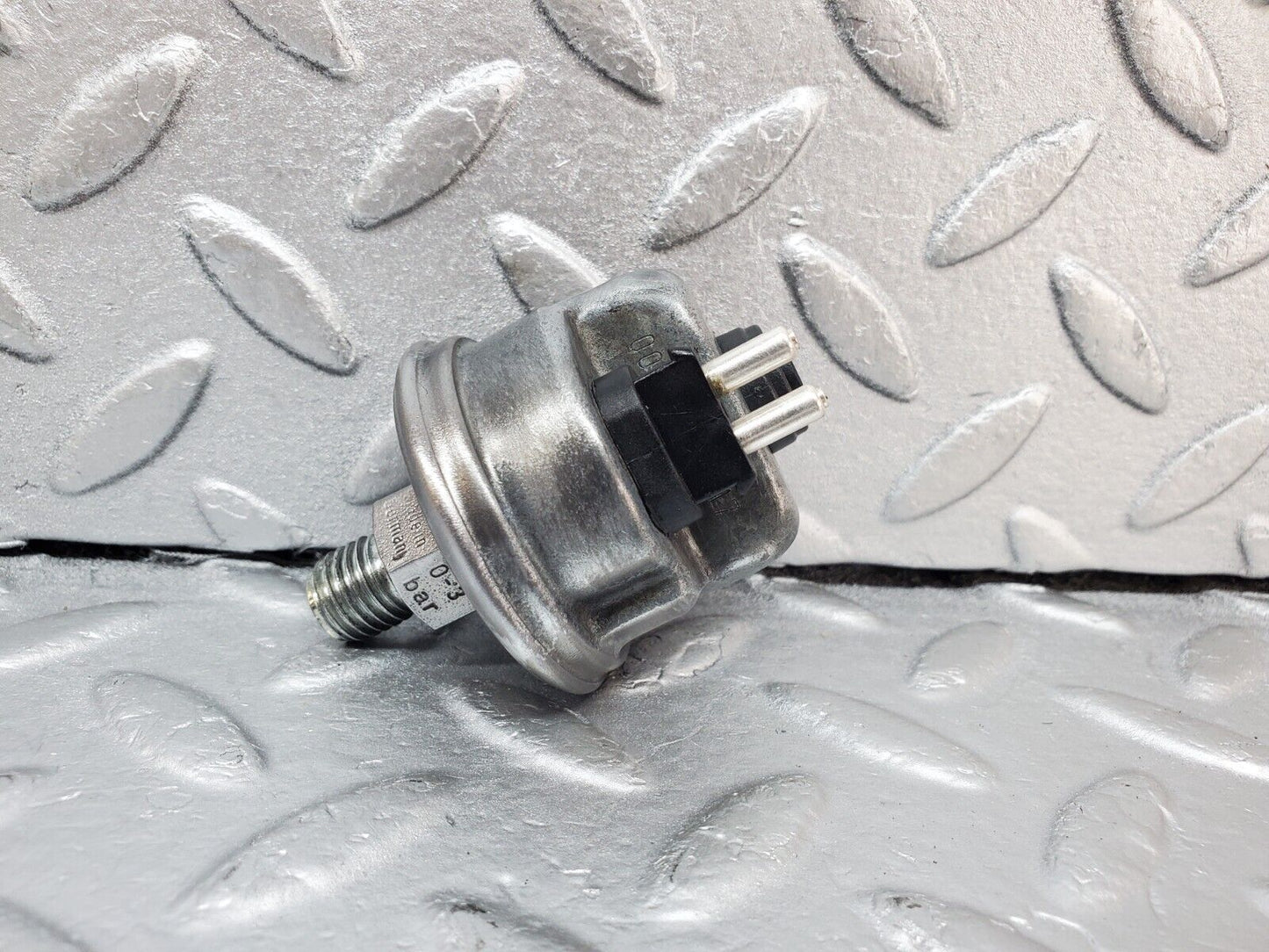 45065 Mercedes-Benz R129 300SL Coupe Oil Pressure Sensor 0095420817