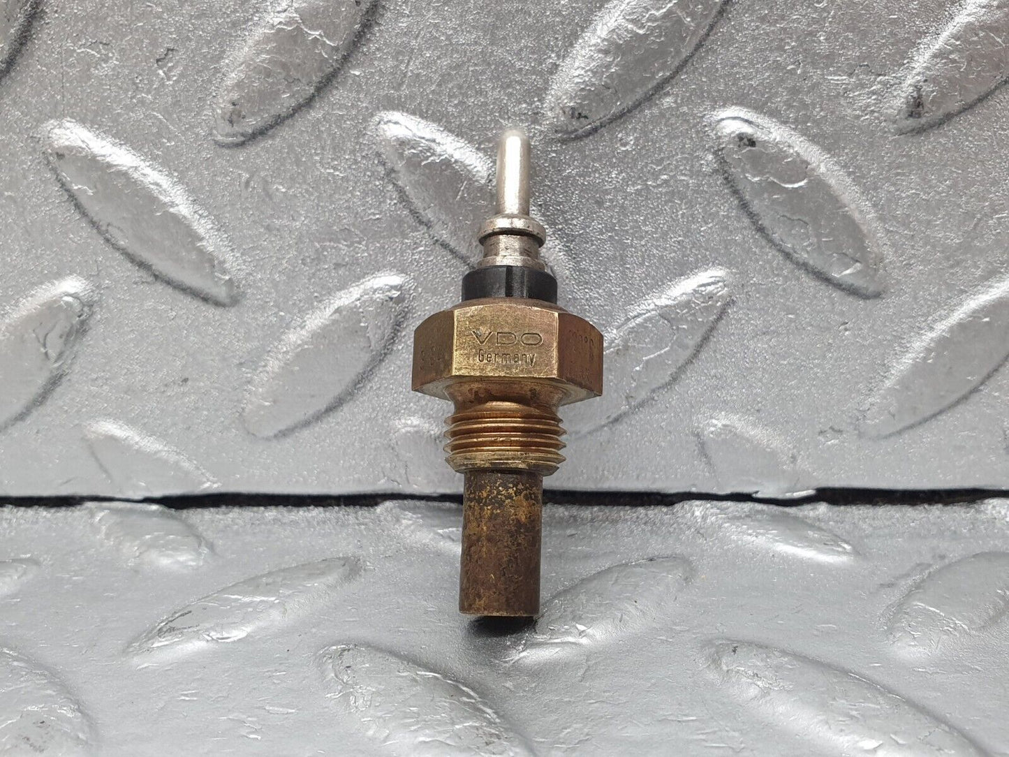 44085 Mercedes-Benz C123 230CE Coupe Coolant Temperature Sensor VDO 0055421017