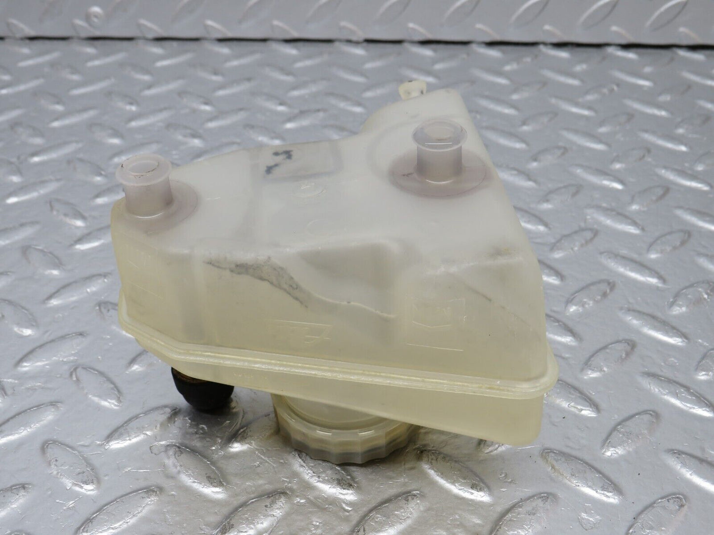34307 Mercedes-Benz C126 380SEC Coupe Brake Fluid Reservoir Tank
