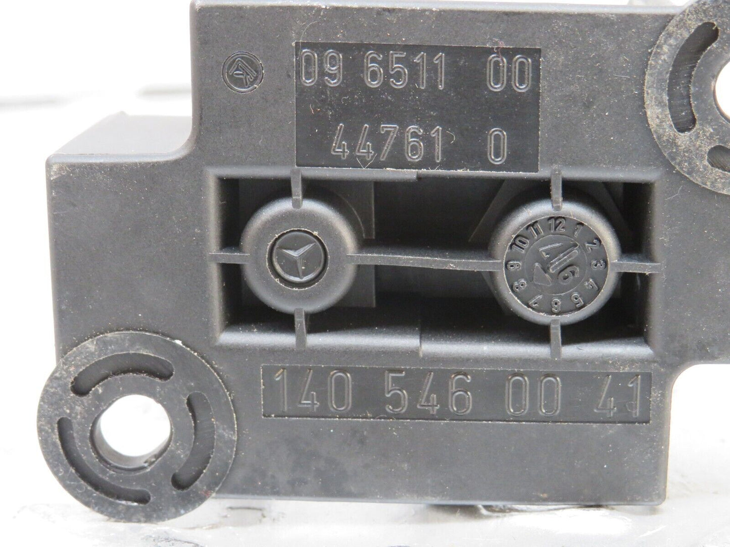 25036 Mercedes-Benz W140 S320 Cable Connector 1405460041