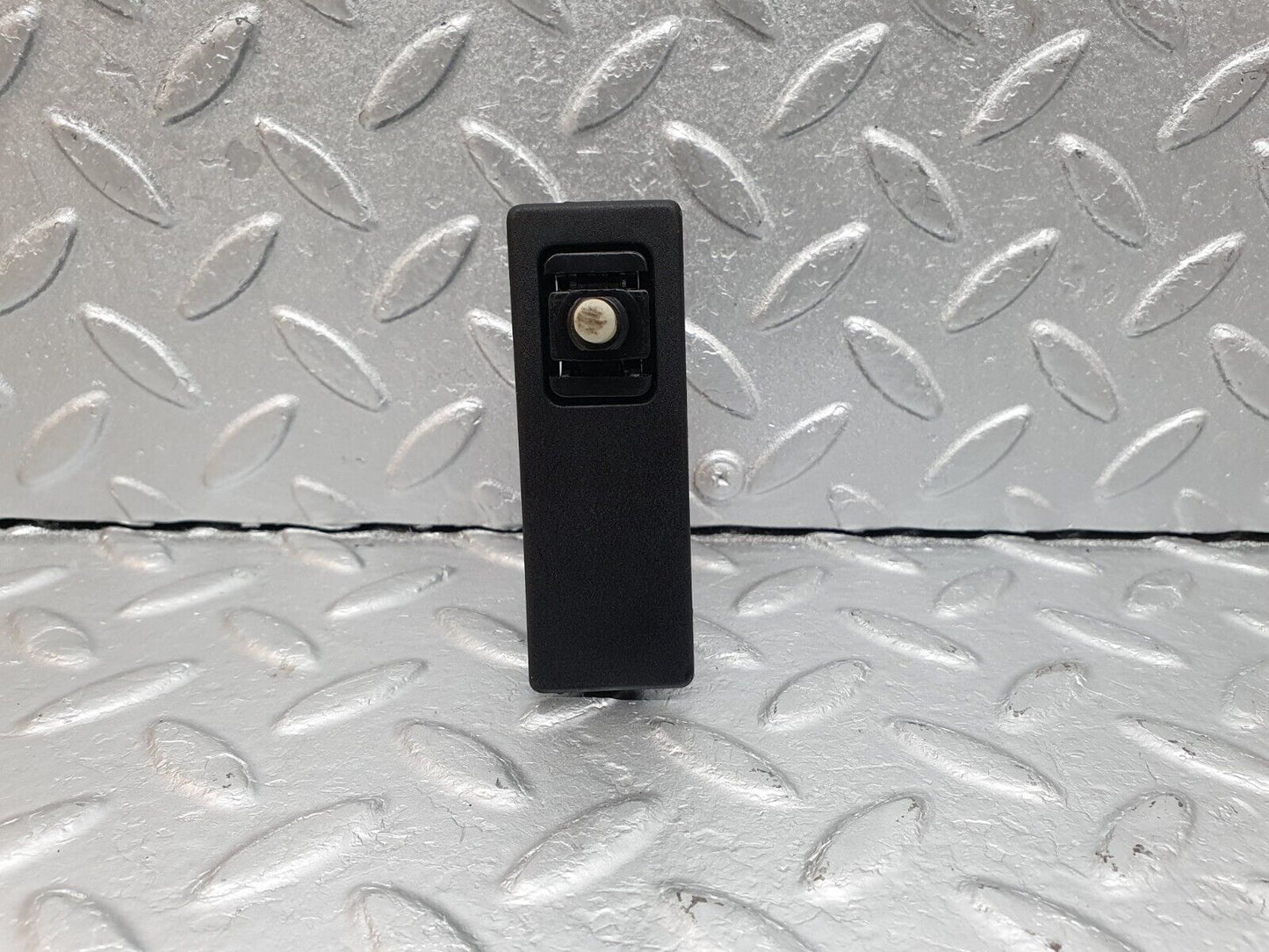 40887 Mercedes-Benz W126 300SE Trunk Boot Light Switch 2018201211