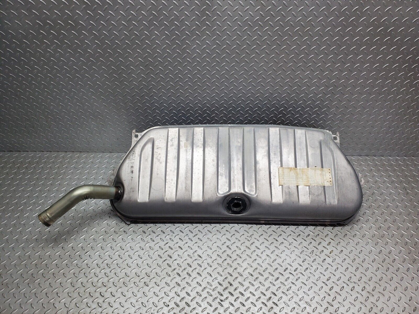 44883 Mercedes-Benz W124 220E Fuel Tank