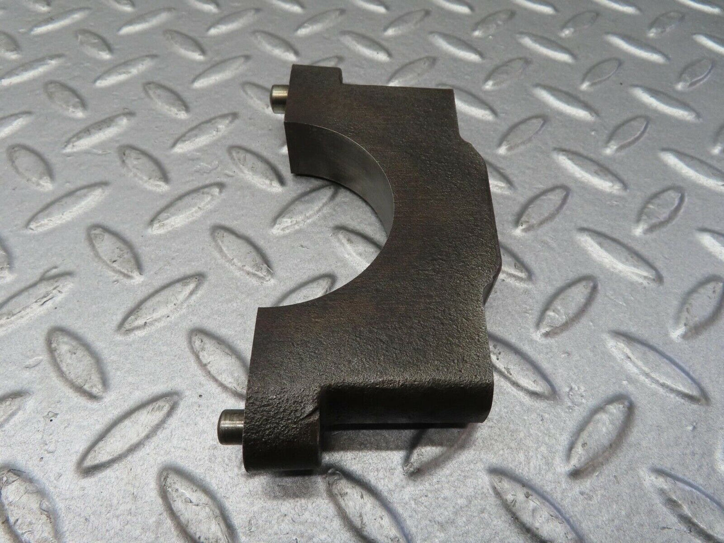 13382 Mercedes-Benz W111 230S Crankshaft Bearing Holder Block 1080110211