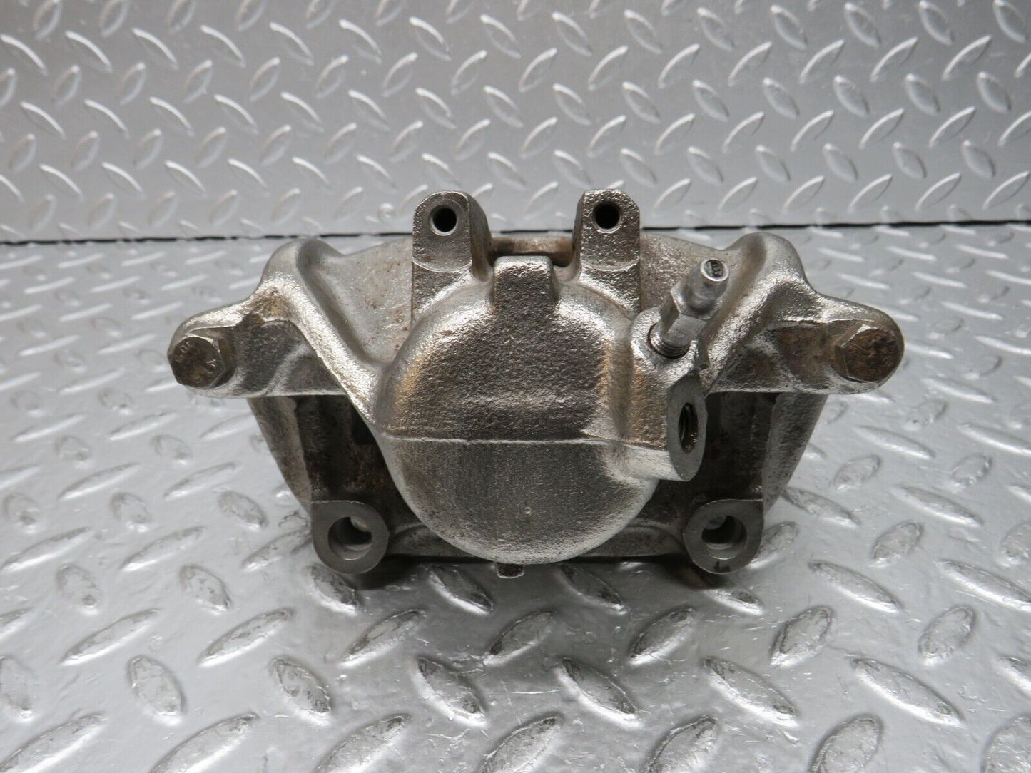 31507 Mercedes-Benz S124 220TE Wagon Front Left Brake Caliper Lucas 54