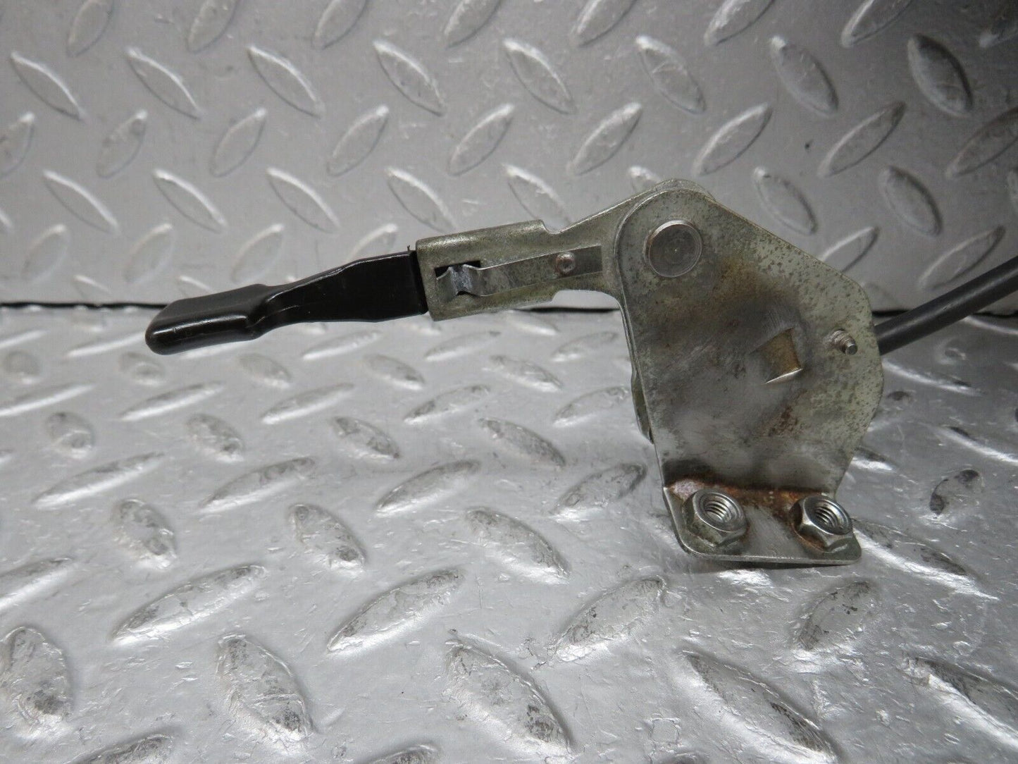 37431 Mercedes-Benz W109 300SEL Air Vent Control Right Side 1088301245