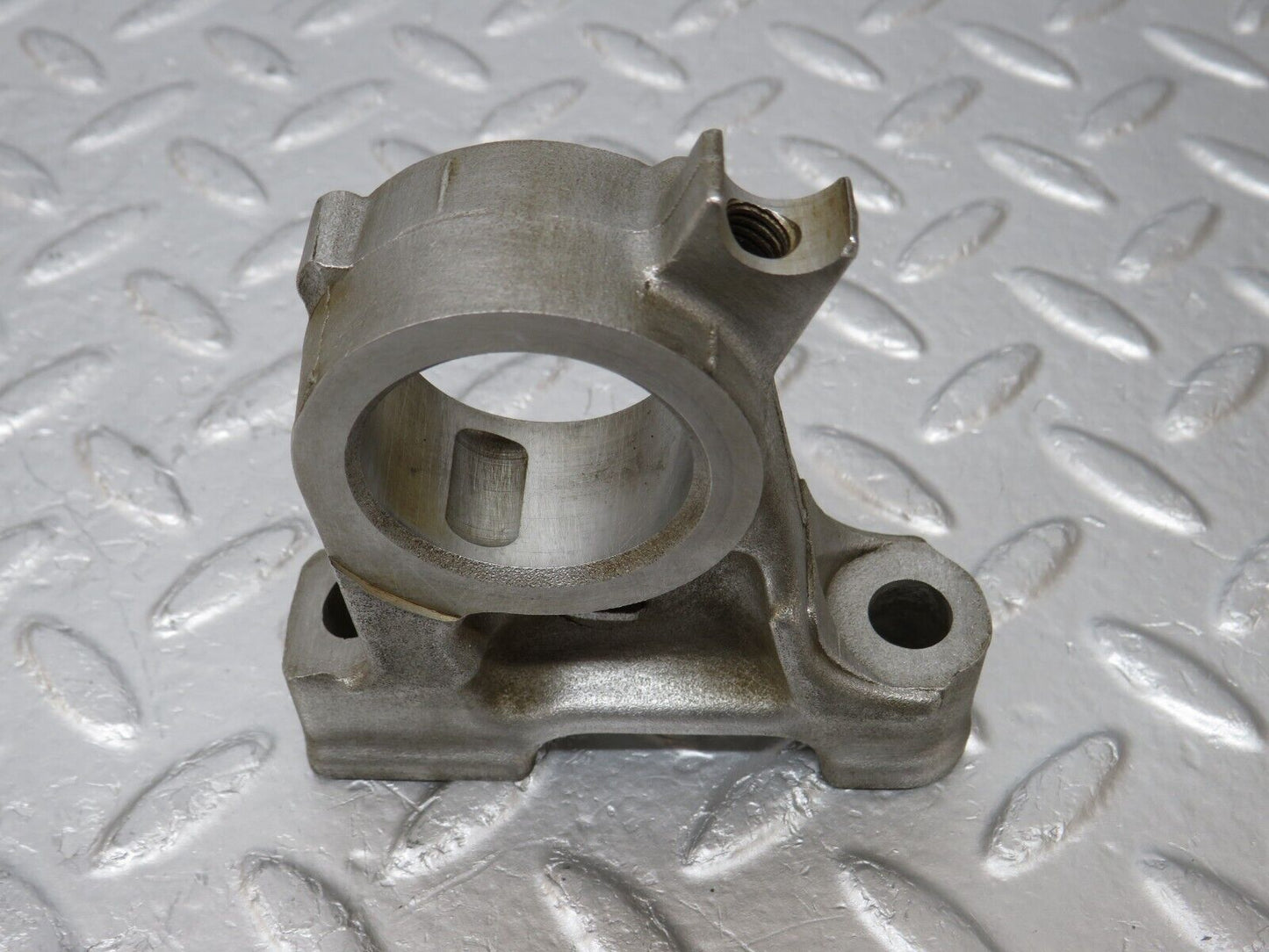 34621 Mercedes-Benz C126 380SEC Coupe Camshaft Tower Bearing 1160513610
